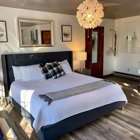 Otter Creek Eau Claire Altoona Bed & Breakfast Bagian luar foto