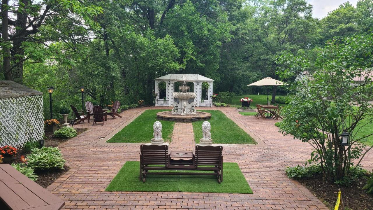 Otter Creek Eau Claire Altoona Bed & Breakfast Bagian luar foto