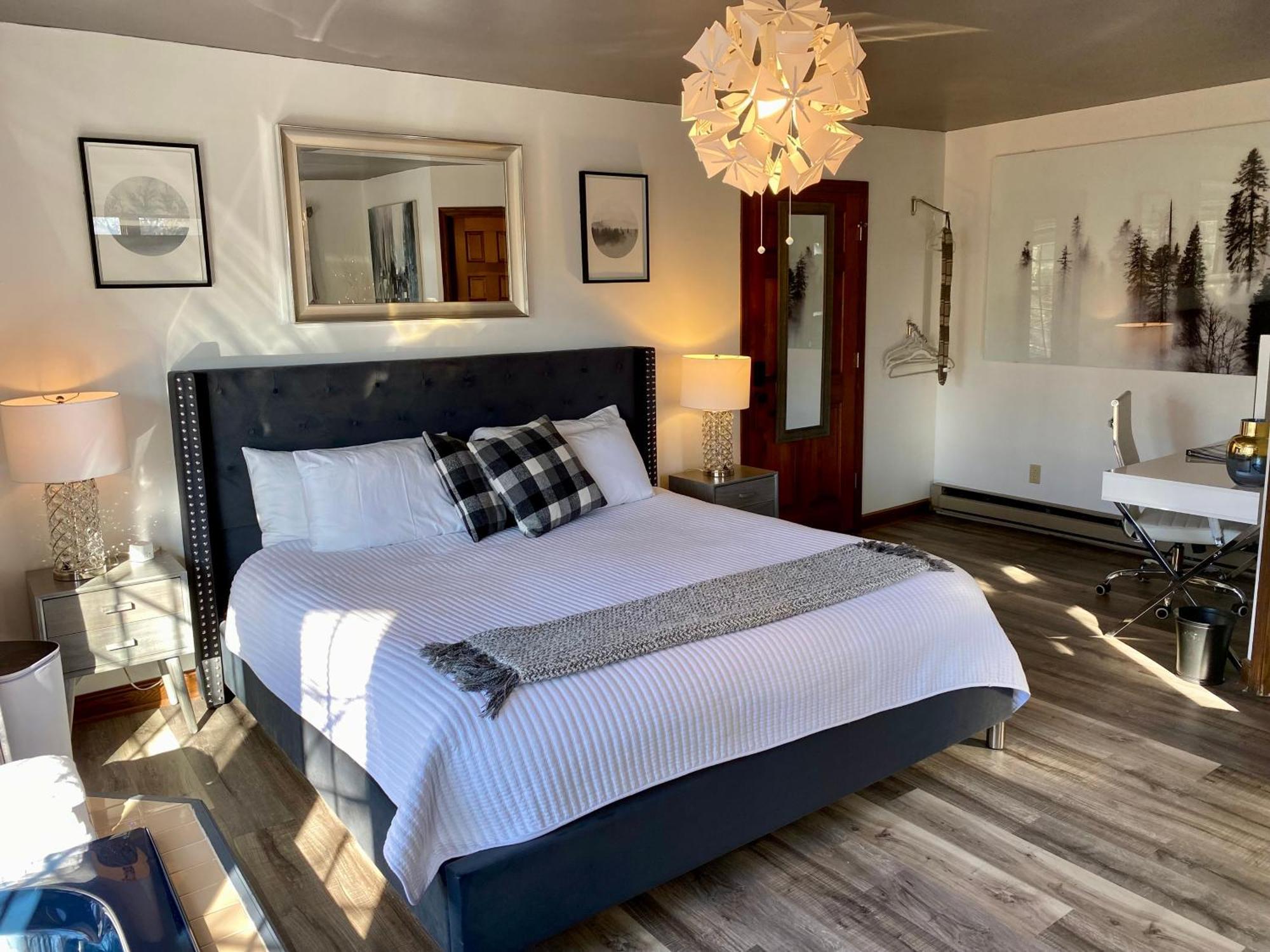 Otter Creek Eau Claire Altoona Bed & Breakfast Bagian luar foto