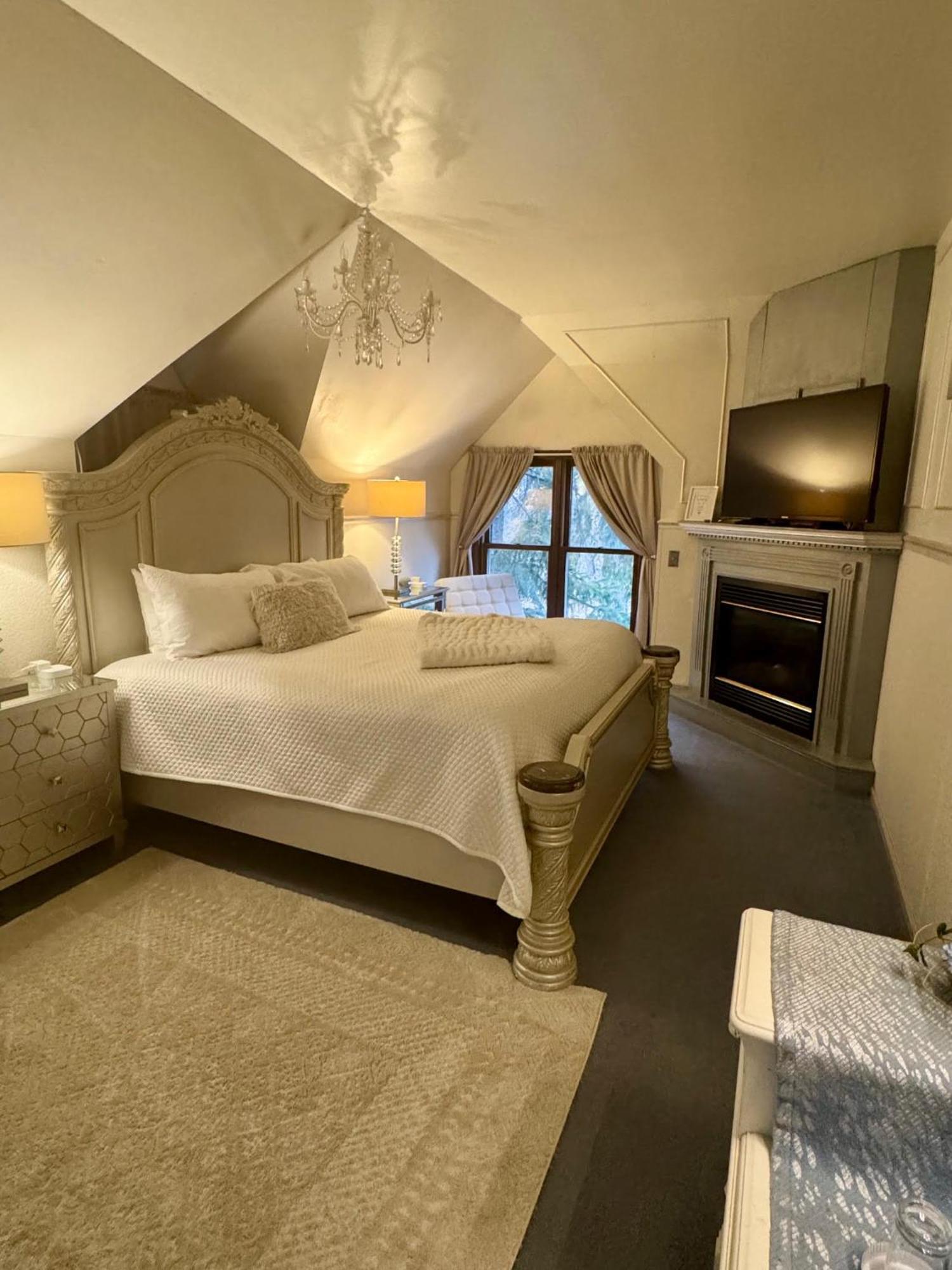 Otter Creek Eau Claire Altoona Bed & Breakfast Bagian luar foto
