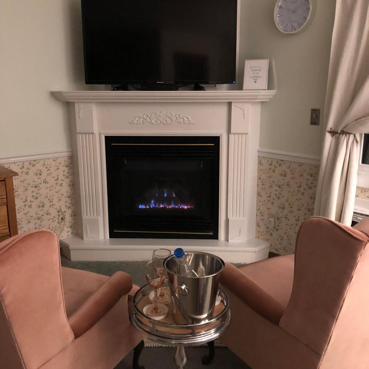 Otter Creek Eau Claire Altoona Bed & Breakfast Bagian luar foto