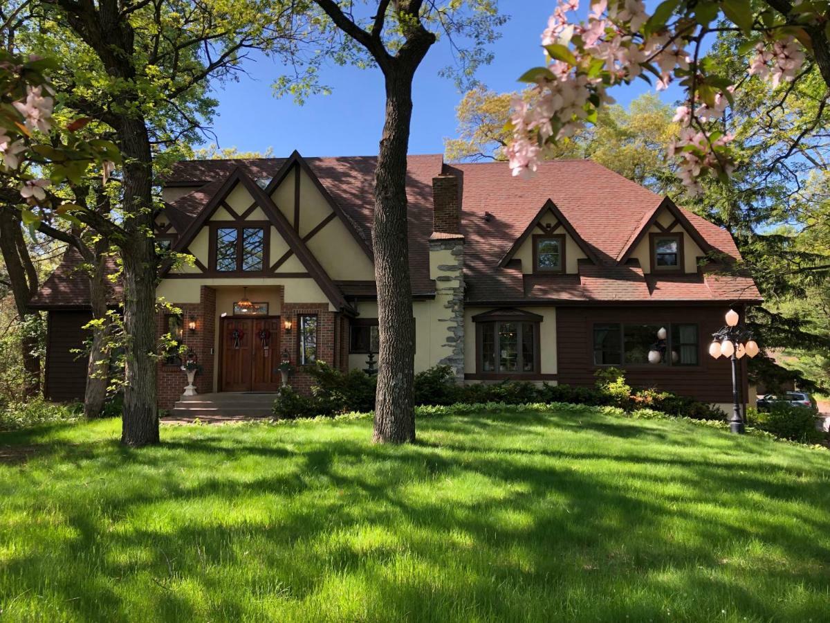 Otter Creek Eau Claire Altoona Bed & Breakfast Bagian luar foto